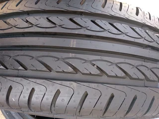 1x 205/60/16 Goodyear 98%thread excellent condition