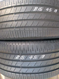 2x 215/45/18 Bridgestone Tyres very good conditions call or whatsapp (0736160110)