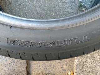 2x 215/45/18 Bridgestone Tyres very good conditions call or whatsapp (0736160110)