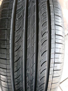 2x 235/55/18 hankook Tyres very good conditions call or whatsapp (0736160110)