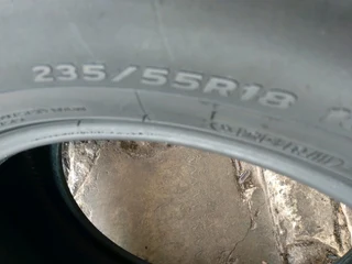 2x 235/55/18 hankook Tyres very good conditions call or whatsapp (0736160110)