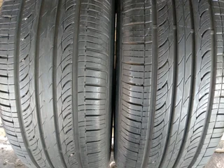 2x 235/55/18 hankook Tyres very good conditions call or whatsapp (0736160110)