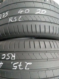 2x 275/40/20 Run Flat pirellis Tyres very good conditions call or whatsapp (0736160110)