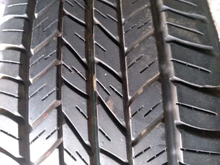 1x 215/60/17 dunlops grand track ty