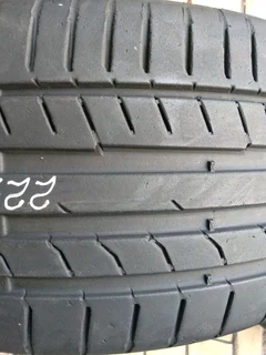 1x 225/40/18 normal continental tyre very good condition call or 0736160110