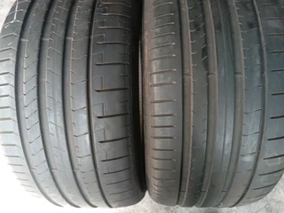 2x 285/30/22 pirellis p zero Tyres very good second hands