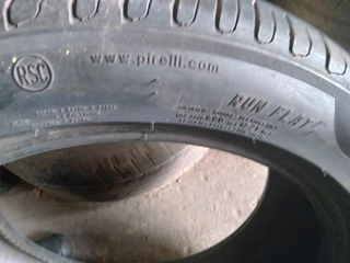 2x 225/50/18 run flat pirellis Tyres 85%tread excellent conditions very good second hands