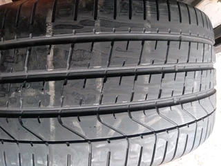 2x 315/35/21 normal pirellis Tyres90% thread