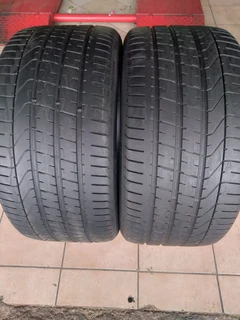 2x 315/35/21 normal pirellis Tyres90% thread