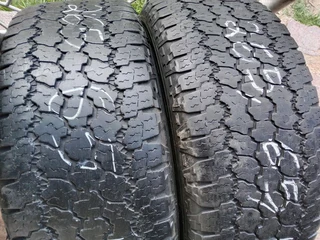 2x 265/65/17 goodyear wrangler very good second hands