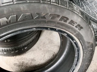 285/50/20 90% thread fairly used