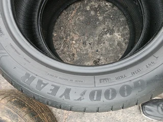 2x 205/55/16 normal Goodyear efficiencygrip