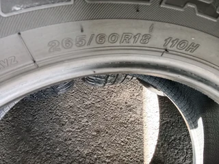 4x 265/60/18 Bridgestone dueler 85% tread