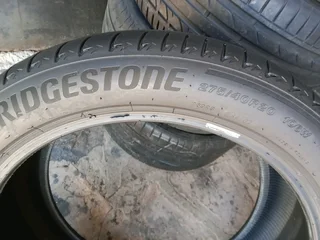 2x 275/40/20 run flat Bridgestone Alenza 90% tread