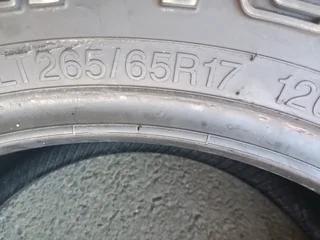 4x 265/65/17 Appolo Tyres white writing