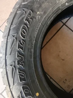 2x brand new 265/60/18 Dunlops grand track brand new Tyres