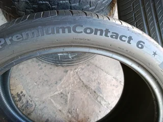 2x 315/30/22 normal continentals premium contact6 90% tread