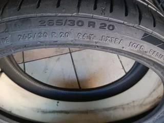 2x 265/30/20 continentals sportcontact