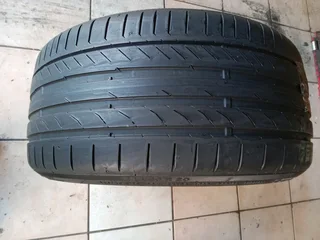 2x 265/30/20 continentals sportcontact