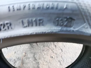 4x 235/40/18 Goodyear Eagle F1 85% tread