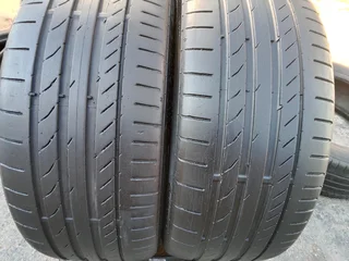 2x 225/40/18 run flat continentals SSR Moe 85% tread