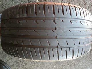 1x 215/40/17 ventures S1evo2