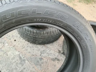 2x 265/50/20 Bridgestone dueler 85% tread