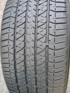 1x 265/60/18 Dunlop grand track A/T 85% tread