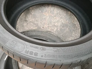 2x 225/45/18 run flat continentals SSR