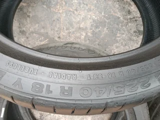 2x 225/45/18 run flat continentals SSR