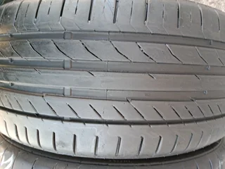 2x 225/40/18 run flat continentals SSR Tyres 90% tread