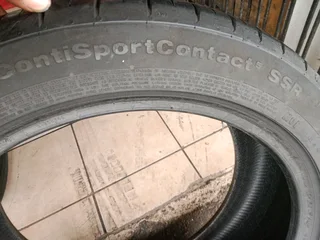 2x 225/45/18 run flat continentals SSR Moe 90% tread