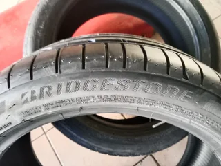 2x brand new 245/40/18 run flat Bridgestone Potenza brand new Tyres R3500 each