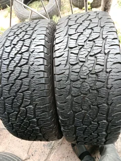 2x 265/65/17 BF Goodrich T/A white writing 90% tread