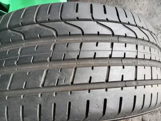 1x 265/40/22 normal Pirelli P Zero 95% tread