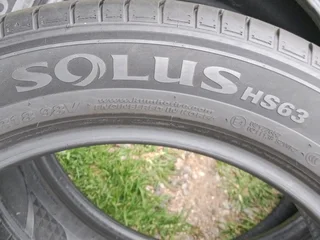2x 225/55/18 Kumho Solus HS63 Tyres 85% tread
