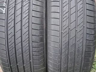 2x 225/55/18 Kumho Solus HS63 Tyres 85% tread