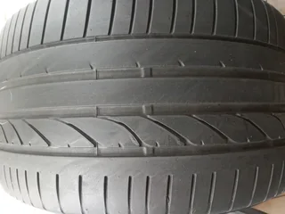 2x 315/35/20 run flat Bridgestone Dueler 85% tread