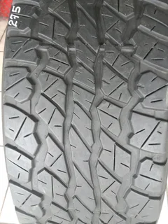1x 275/55/20 Dunlop grand track AT3D