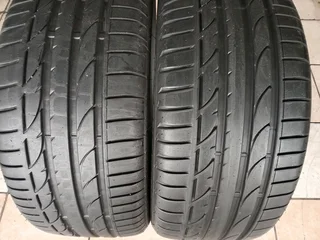 2x 235/40/19 normal Bridgestone Potenza Tyres90% tread