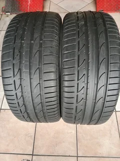 2x 235/40/19 normal Bridgestone Potenza Tyres90% tread