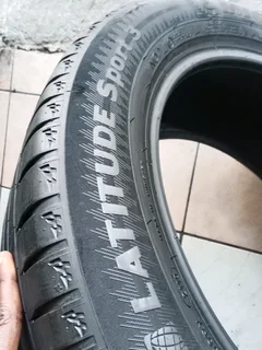2x 255/50/19 normal michelins latitude Tyres 85% tread