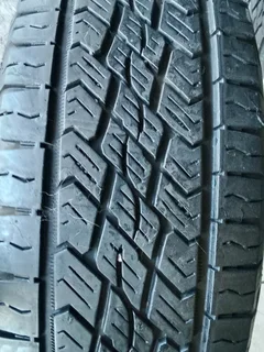 4x 255/70/17 continentals Cross Contact Tyres 90% tread