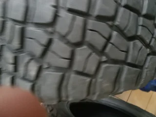 2x 265/65/17 BF Goodrich mudtarren Tyres very good second hands Tyres