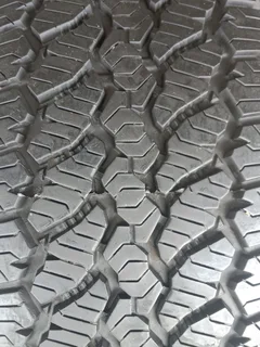 1x 265/60/18 general grabber A/T Tyre 90% tread