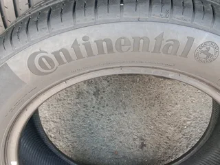 4x 205/55/16 normal continentals Tyres 85% tread