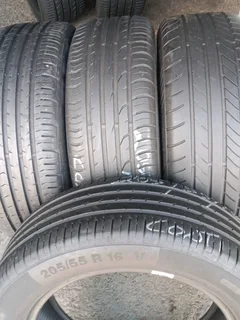 4x 205/55/16 normal continentals Tyres 85% tread