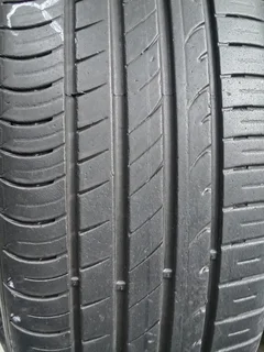 2x 225/45/17 normal Hankook ventus prime2 Tyres 85% tread