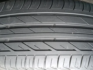2x 225/40/18 run flat Bridgestone turanza moextended Tyres 90% tread