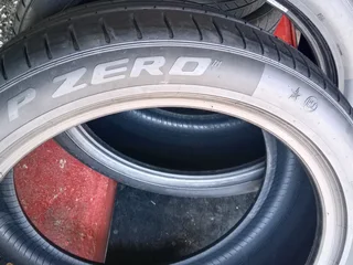 2x 275/40/20 run flat Pirellis P Zero Tyres 85% tread